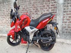 Apache RTR 160 4V with ABS